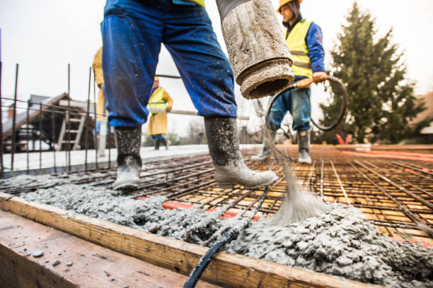 Best Concrete Pool Decks in Gardendale, TX
